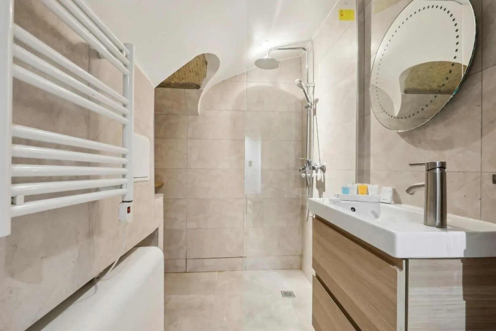 Bluestay 226 - Paris